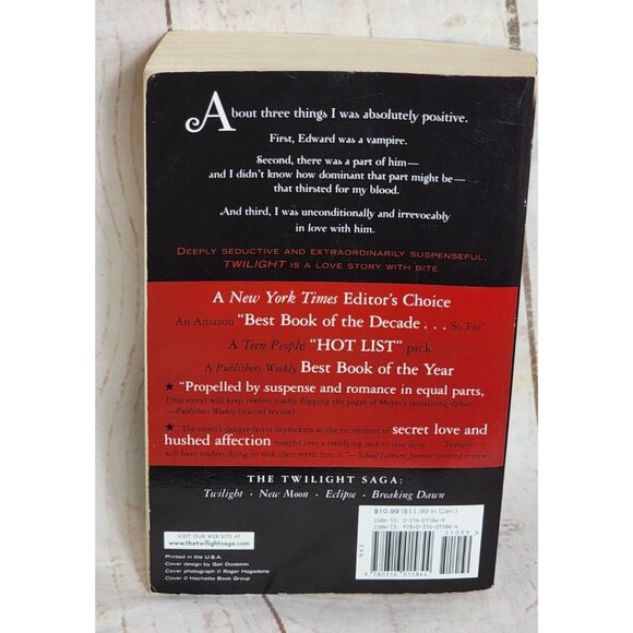 Twilight By Stephenie Meyer Paperback Book - Picture 3 of 15